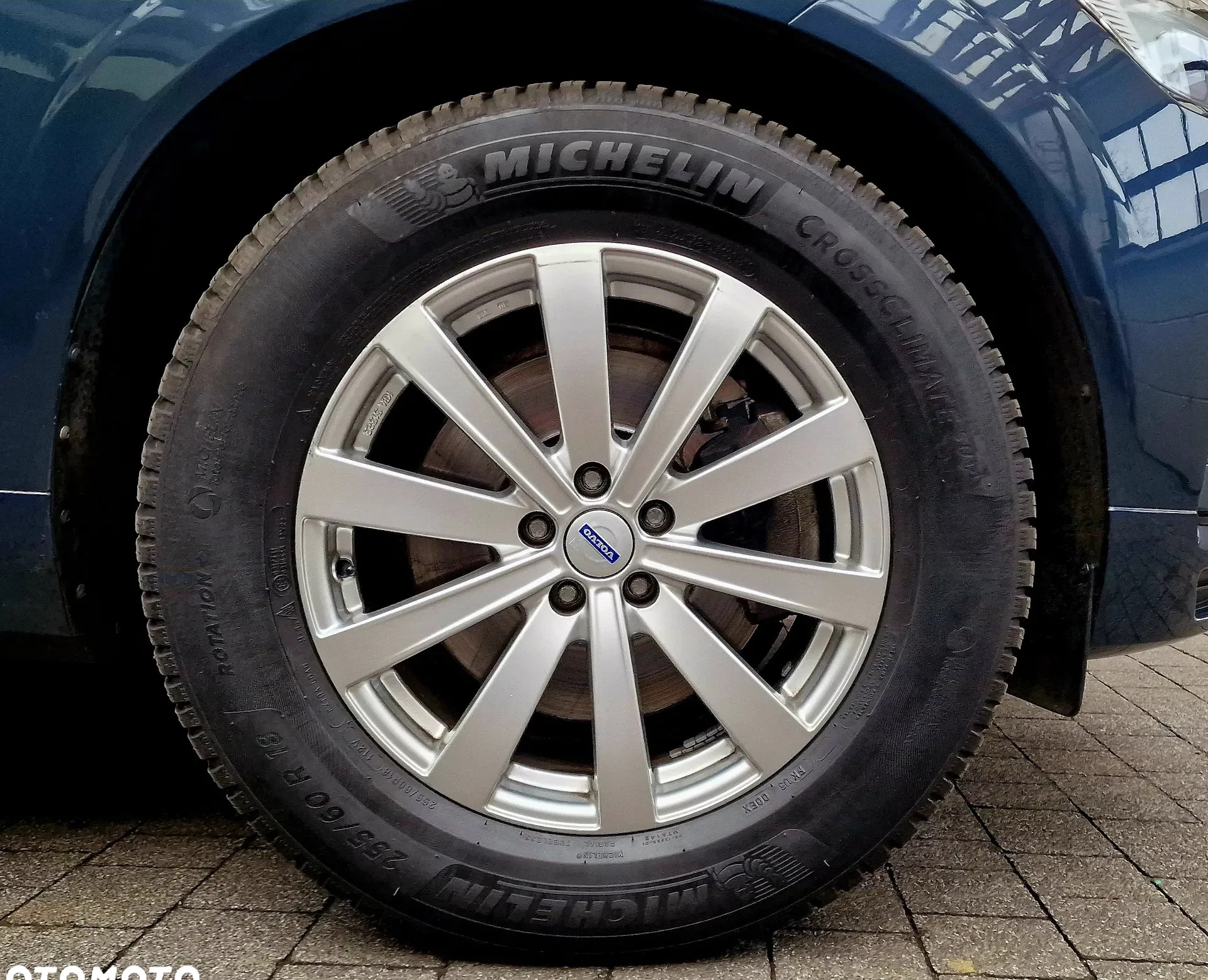 Volvo XC 60 cena 92999 przebieg: 250000, rok produkcji 2018 z Stary Sącz małe 667